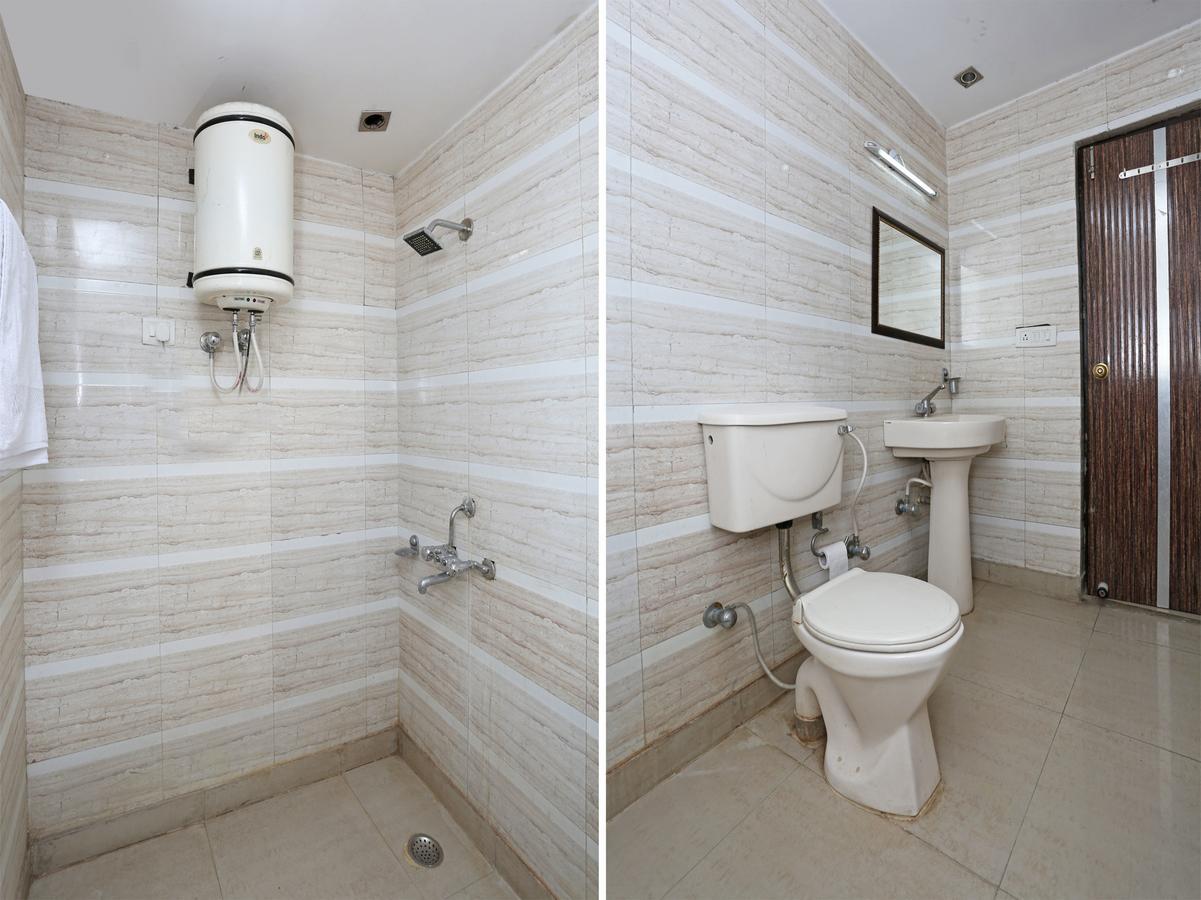 Oyo 10257 Hotel Lotus Park Гургаон Екстериор снимка
