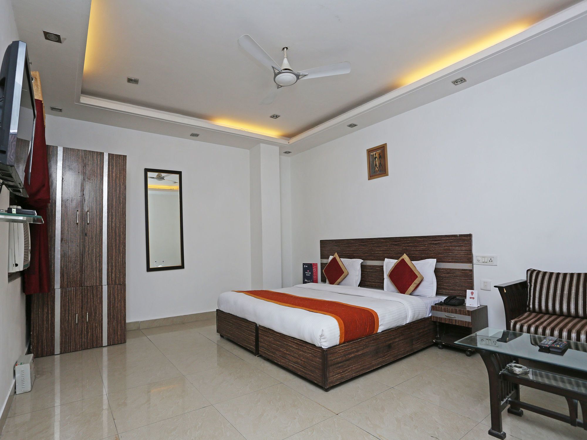 Oyo 10257 Hotel Lotus Park Гургаон Екстериор снимка