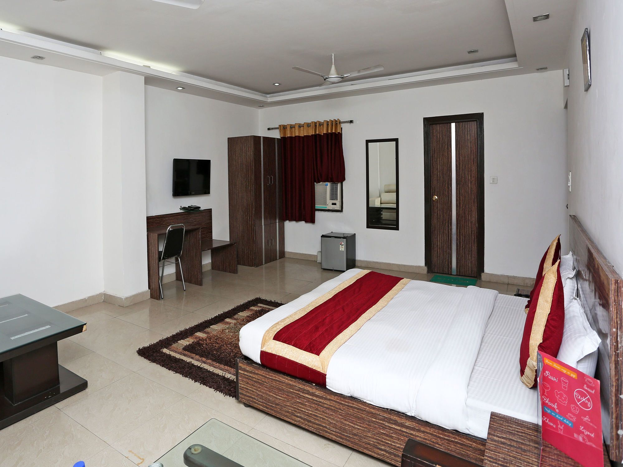 Oyo 10257 Hotel Lotus Park Гургаон Екстериор снимка